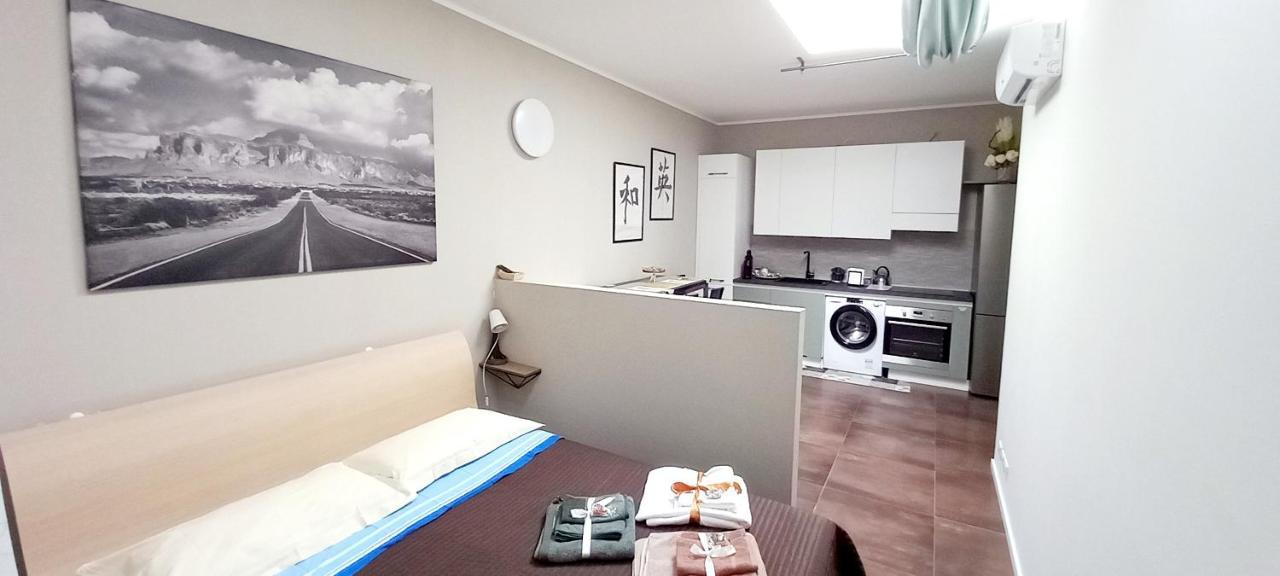 Sky Loft Nuovissimo Vicinanze Metro Apartment Turin Bagian luar foto